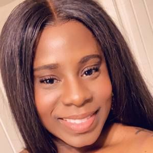 Meet your Posher, Shana